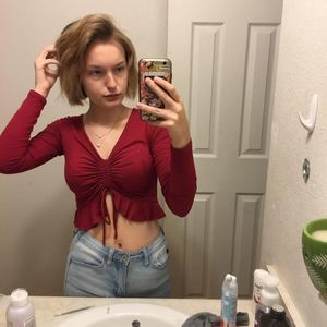 Meet your Posher, Mackenzie